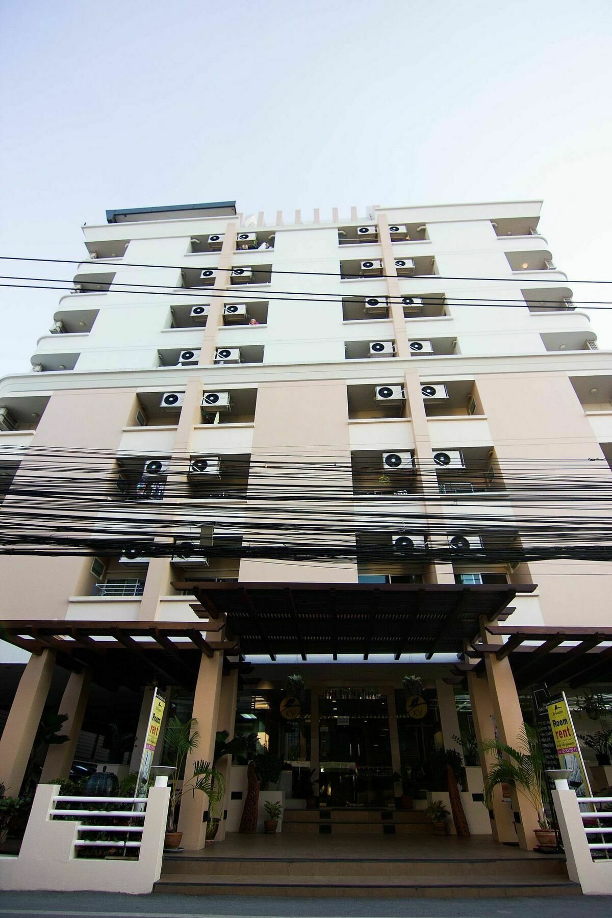 Zen Rooms Sukhumvit 81 Bangkok Exteriör bild