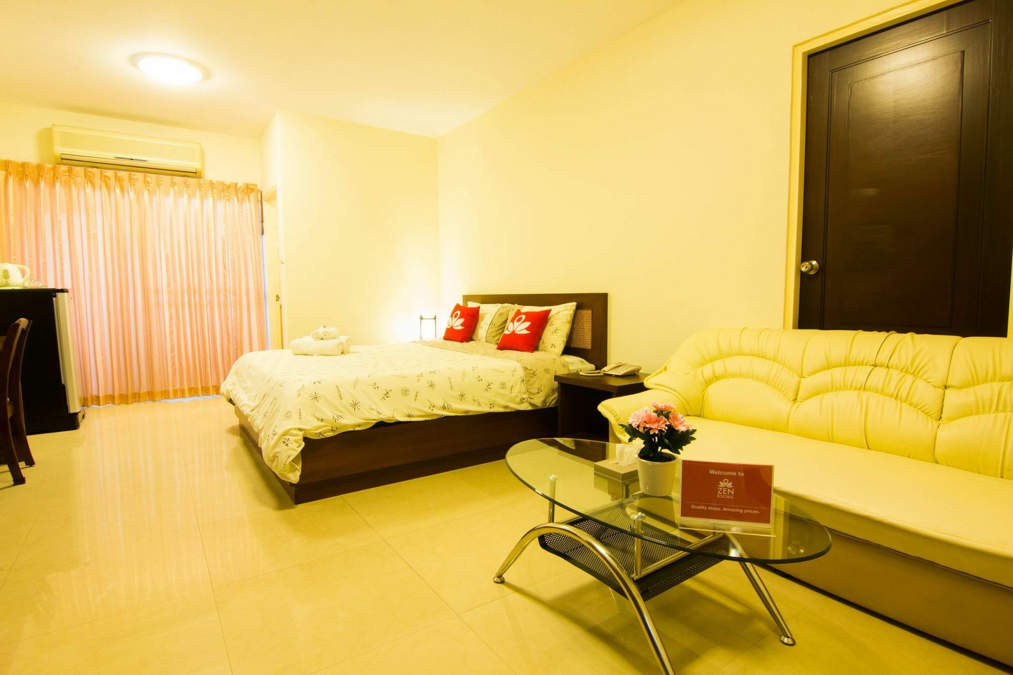 Zen Rooms Sukhumvit 81 Bangkok Exteriör bild