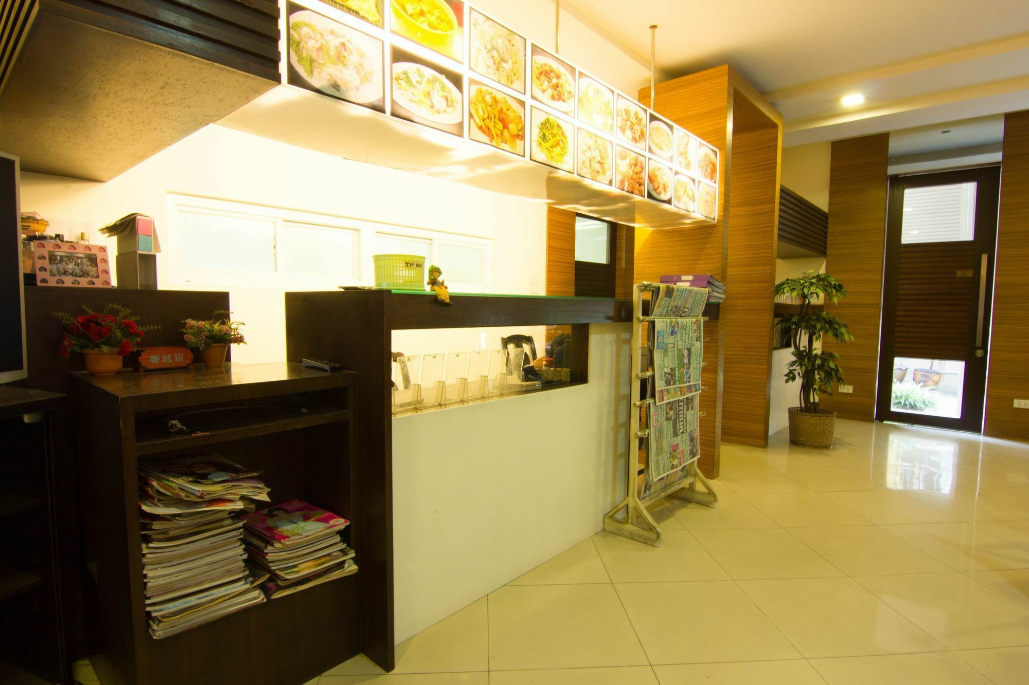 Zen Rooms Sukhumvit 81 Bangkok Exteriör bild